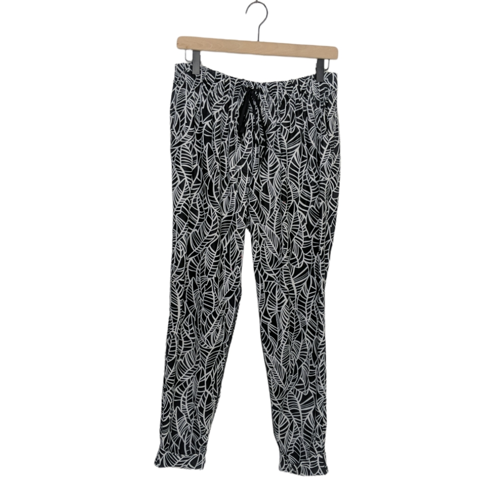 Lululemon Jet Crop Printed Pretty Palm Black Angel Wing Black White No Size 6/8